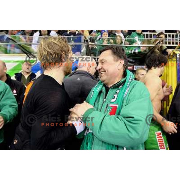 Zoran Jankovic congratulates Tomaz Vnuk after sixth ice-hockey game of semi-final of EBEL league between ZM Olimpija- Black Wings Linz in Hala Tivoli, Ljubljana 9.3.2008. ZM Olimpija won the game 2:0 and series 4:2 and advanced to final. Photo by Ales Fev