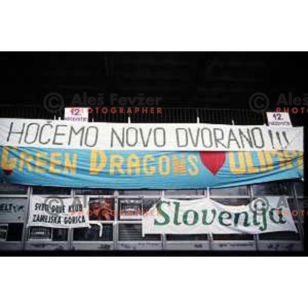 Smelt Olimpija at Euroleague Final Four in Rome, Italy on April 24, 1997