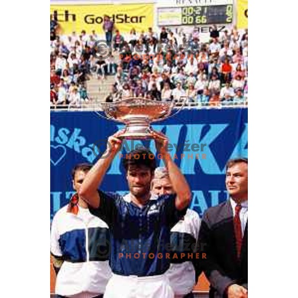 Jordi Burillo (ESP), winner of Renault Slovenia Open, ATP Challenger in Domzale, Slovenia on May 1995 over Adrian Voinea (ROM)
