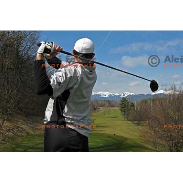 Tee shot on par 5,hole nr.7 during opening day of play in season 2008 at Lakes Golf Course at Bled (Slovenia) on 14.3.2008. Photo by Ales Fevzer 