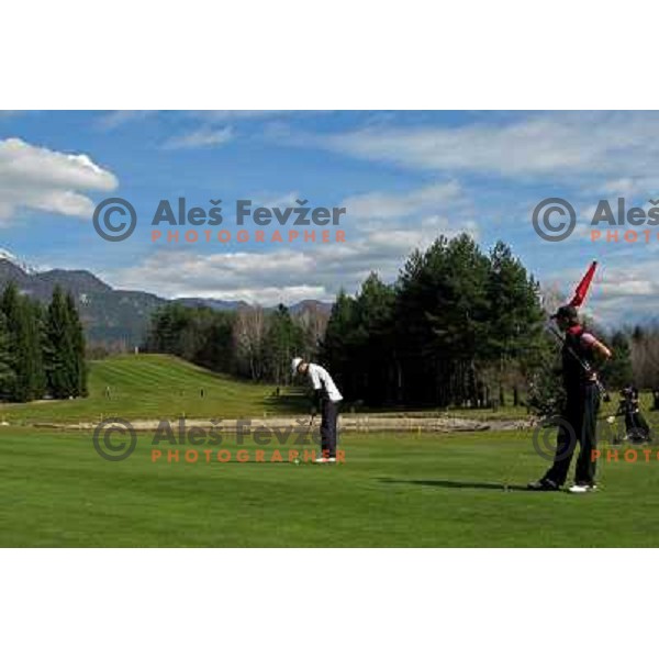 Putting on par 4, hole nr.9 during opening day of play in season 2008 at Lakes Golf Course at Bled (Slovenia) on 14.3.2008. Photo by Ales Fevzer 