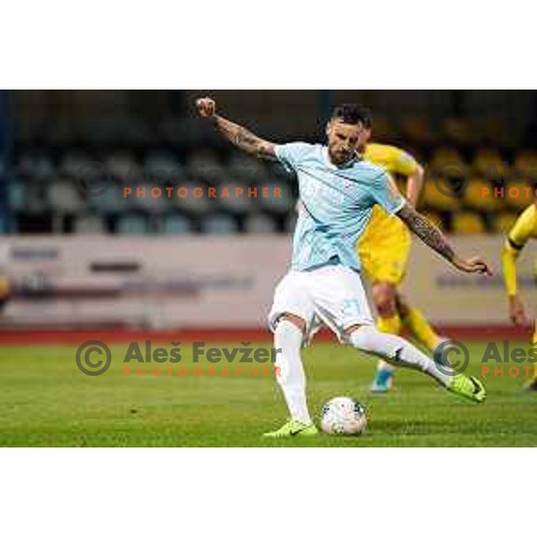 Amir Dervisevic in action during Prva Liga Telekom Slovenije 2019/2020 football match between Domzale and Maribor in Domzale, Slovenia on June 7 , 2020