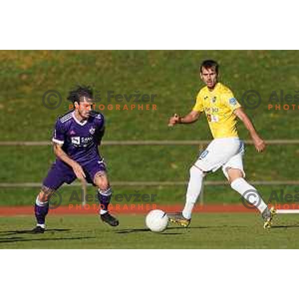 Denis Klinar of Maribor and Mustafa Nukic in action during Prva Liga Telekom Slovenije 2020-2021 football match between Bravo and Maribor in Ljubljana, Slovenia on November 21, 2020