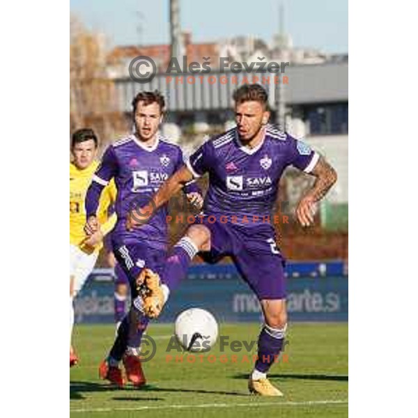 Jan Mlakar of Maribor in action during Prva Liga Telekom Slovenije 2020-2021 football match between Bravo and Maribor in Ljubljana, Slovenia on November 21, 2020