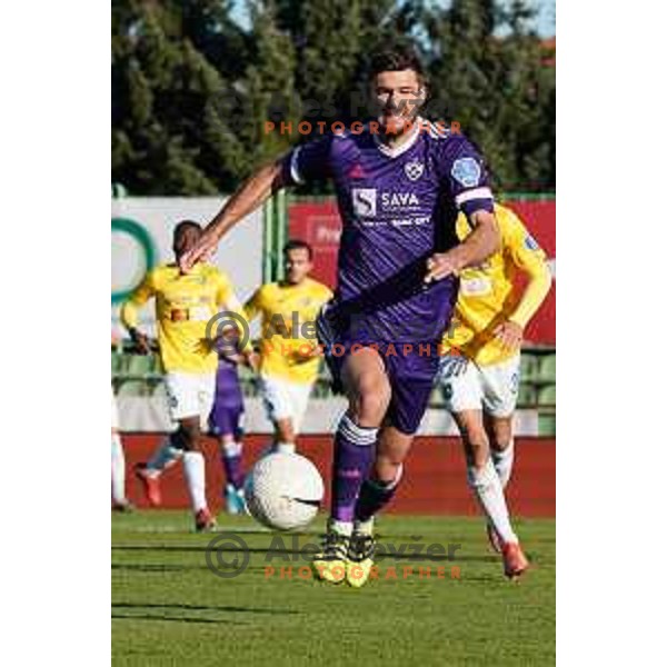 Rok Kronaveter of Maribor in action during Prva Liga Telekom Slovenije 2020-2021 football match between Bravo and Maribor in Ljubljana, Slovenia on November 21, 2020