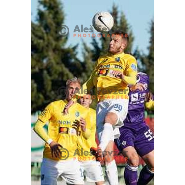 Almin Kurtovic of Maribor in action during Prva Liga Telekom Slovenije 2020-2021 football match between Bravo and Maribor in Ljubljana, Slovenia on November 21, 2020