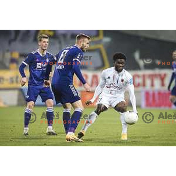 Ndzengue Moubeti Fahd Richard in action during Prva liga Telekom Slovenije football match between Maribor and Tabor in Ljudski vrt, Maribor, Slovenia on November 28, 2020