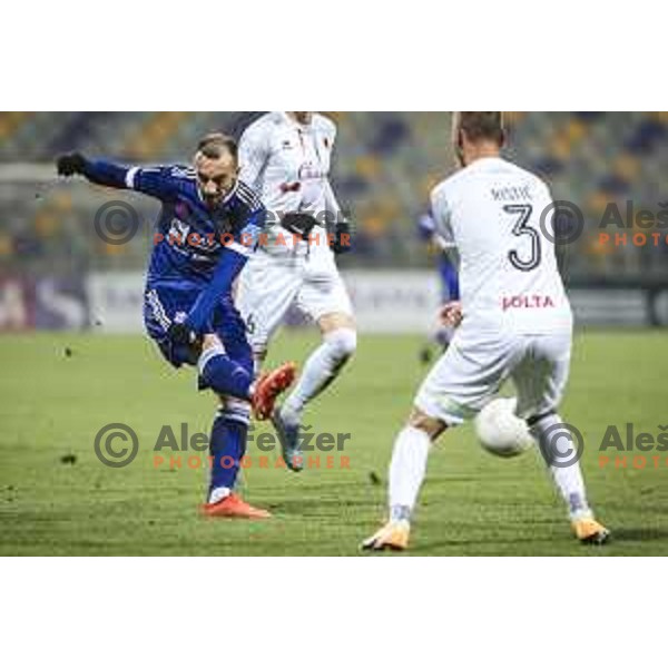 Jasmin Mesanovic in action during Prva liga Telekom Slovenije football match between Maribor and Tabor in Ljudski vrt, Maribor, Slovenia on November 28, 2020