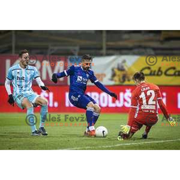 Aljosa Matko vs Uros Likar in action during Prva liga Telekom Slovenije football match between Maribor and Gorica in Ljudski vrt, Maribor, Slovenia on December 6, 2020