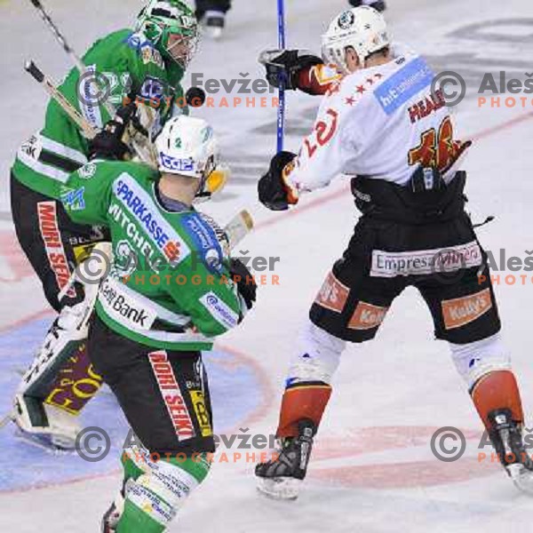Mohoric, Healey at Ice Hockey match ZM Olimpija - Acroni Jesence - Fourth game of the final of the Slovenian championship ,played in Hala Tivoli Ljubljana 09.04.2008, Jesenice won 2:1 and won the series with 4:0 
