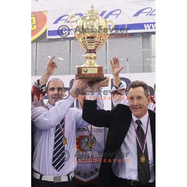 Jesenice celebrate winning the slovenian championship at Ice Hockey match ZM Olimpija - Acroni Jesence - Fourth game of the final of the Slovenian championship ,played in Hala Tivoli Ljubljana 09.04.2008, Jesenice won 2:1 and won the series with 4:0 