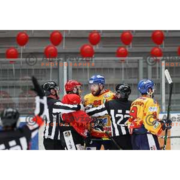 Gasper Glavic in action during first match of semi-final of Alps league between SIJ Acroni Jesenice and Asiago in Jesenice, Slovenia on April 8, 2021