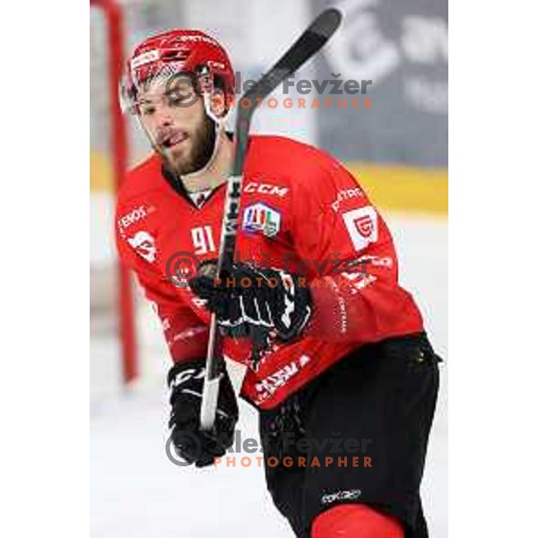 Zan Jezovsek in action during first match of semi-final of Alps league between SIJ Acroni Jesenice and Asiago in Jesenice, Slovenia on April 8, 2021
