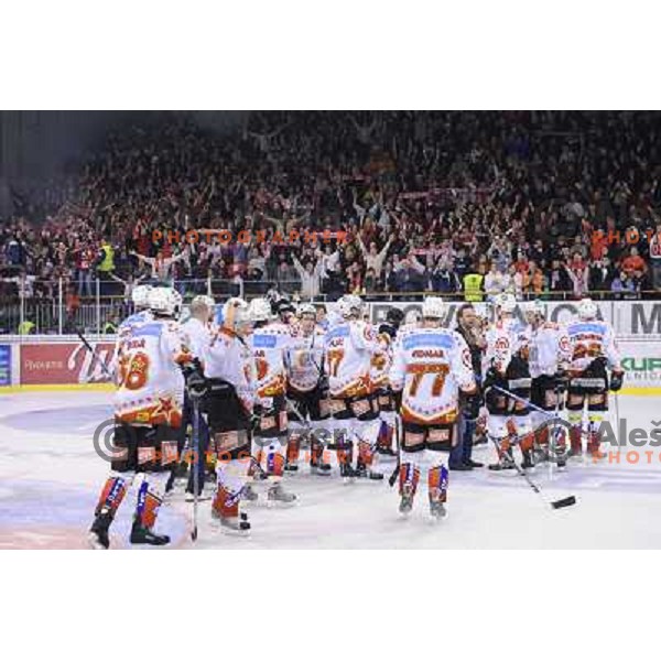 Jesenice celebrate winning the slovenian championship at Ice Hockey match ZM Olimpija - Acroni Jesence - Fourth game of the final of the Slovenian championship ,played in Hala Tivoli Ljubljana 09.04.2008, Jesenice won 2:1 and won the series with 4:0 