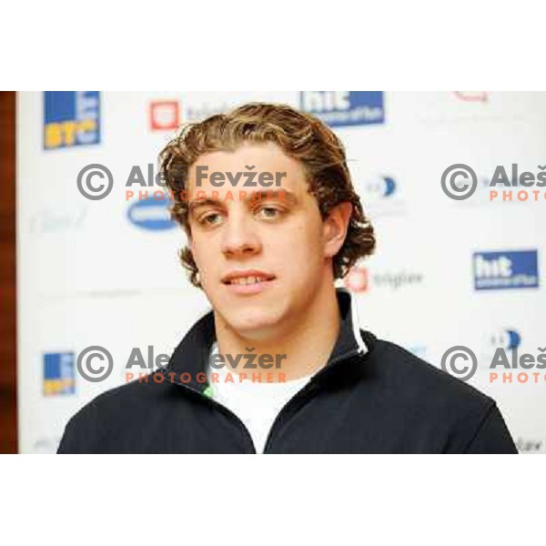 Anze Kopitar at press conference after arrival to airport Joze Pucnik Ljubljana . 10.04.2008 