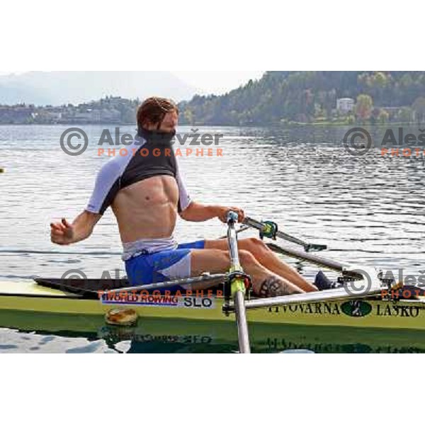Luka Spik, Olympic gold medalist from Sydney 2000 and silver medalist from Athens 2004 during practice on lake Bled, Slovenia 28.4.2008. photo by Ales Fevzer 