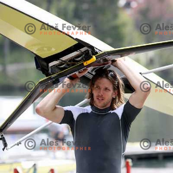 Luka Spik, Olympic gold medalist from Sydney 2000 and silver medalist from Athens 2004 during practice on lake Bled, Slovenia 28.4.2008. photo by Ales Fevzer 