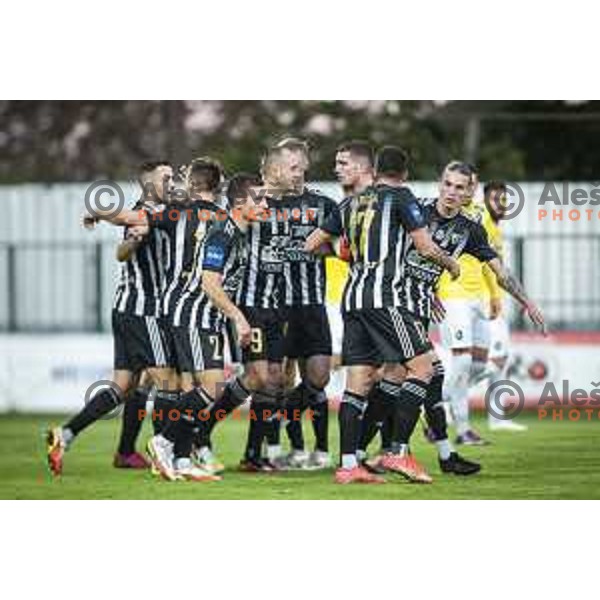 Klemen Sturm, Matic Marusko, Nardin Mulahusejnovic and other players of Mura celebrating during Slovenian Cup 2022 football match between Mura and Bravo in Fazanerija, Murska Sobota, Slovenia on October 27, 2021. Photo: Jure Banfi/www.alesfevzer.com