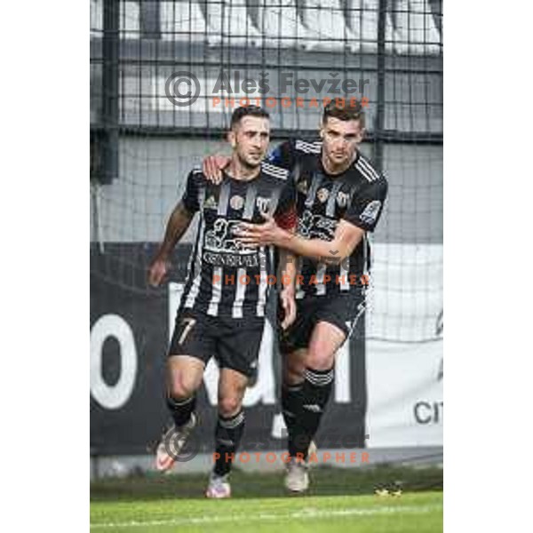 Alen Kozar and Nardin Mulahusejnovic celebrating during Slovenian Cup 2022 football match between Mura and Bravo in Fazanerija, Murska Sobota, Slovenia on October 27, 2021. Photo: Jure Banfi/www.alesfevzer.com