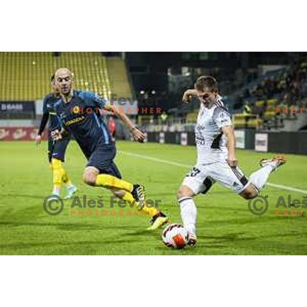 Klemen Sturm in action during Prva liga Telemach football match between Celje and Mura in Arena z’dezele, Celje, Slovenia on October 31, 2021. Photo: Jure Banfi/www.alesfevzer.com