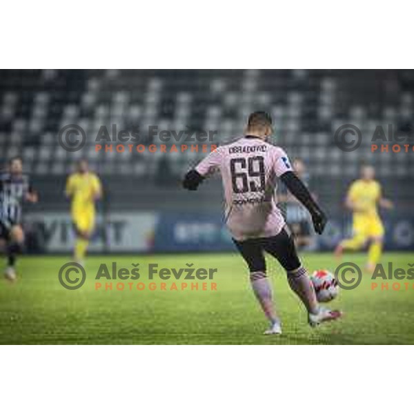 in action during Prva liga Telemach football match between Mura and Domzale in Fazanerija, Murska Sobota, Slovenia on November 7, 2021. Photo: Jure Banfi/www.alesfevzer.com