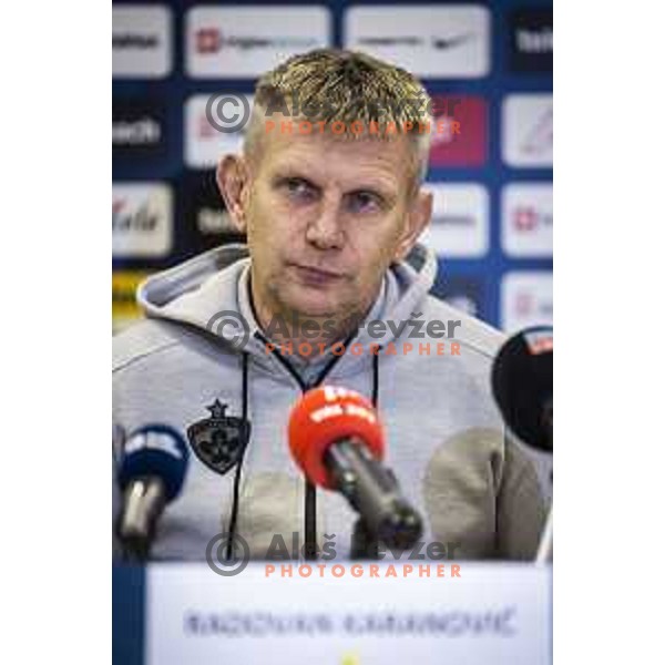 Radovan Karanovic, head coach of Maribor at the press conference after Prva liga Telemach football match between Celje and Maribor in Arena z’dezele, Celje, Slovenia on December 4, 2021. Photo: Jure Banfi/www.alesfevzer.com