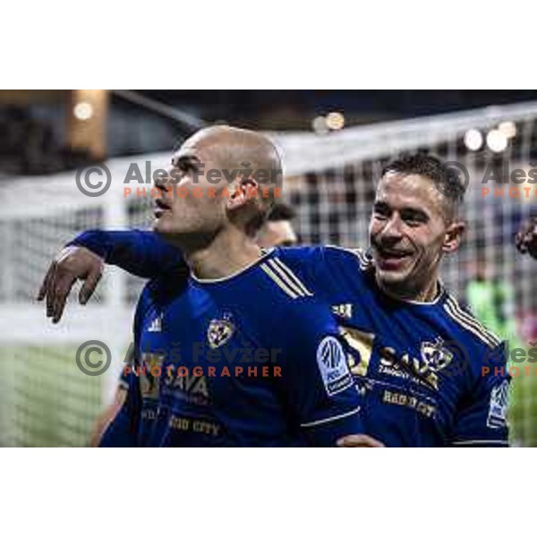 Ognjen Mudrinski and Marko Alvir celebrating during Prva liga Telemach football match between Maribor and Domzale in Ljudski vrt, Maribor, Slovenia on December 11, 2021. Photo: Jure Banfi/www.alesfevzer.com