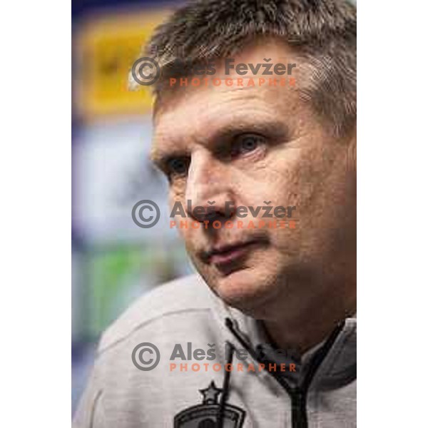 Radovan Karanovic, head coach of Maribor at the press conference after Prva liga Telemach football match between Maribor and Domzale in Ljudski vrt, Maribor, Slovenia on December 11, 2021. Photo: Jure Banfi/www.alesfevzer.com