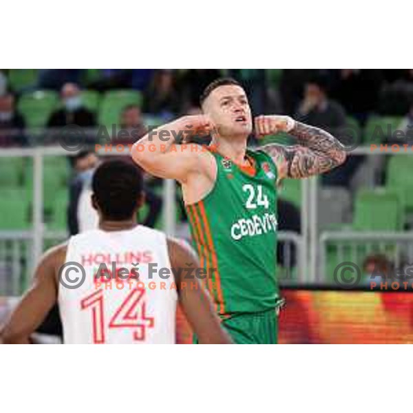 Alen Omic in action during ABA league regular season basketball match between Cedevita Olimpija and Crvena Zvezda in Stozice, Arena, Ljubljana, Slovenia on January 24, 2022