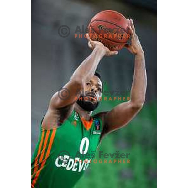 Jacob Pullen in action during 7days EuroCup basketball match between Cedevita Olimpija and Frutti Extra Bursaspor in Arena Stozice, Ljubljana, Slovenia on February 2, 2022. Photo: Jure Banfi/www.alesfevzer.com