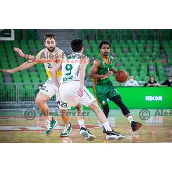 Yogi Ferrell in action during 7days EuroCup basketball match between Cedevita Olimpija and Frutti Extra Bursaspor in Arena Stozice, Ljubljana, Slovenia on February 2, 2022. Photo: Jure Banfi/www.alesfevzer.com