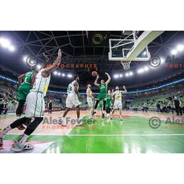 Zoran Dragic in action during 7days EuroCup basketball match between Cedevita Olimpija and Frutti Extra Bursaspor in Arena Stozice, Ljubljana, Slovenia on February 2, 2022. Photo: Jure Banfi/www.alesfevzer.com