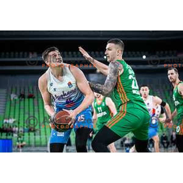 Stefan Dordevic vs Alen Omic in action during ABA league basketball match between Cedevita Olimpija and Igokea in Arena Stozice, Ljubljana, Slovenia on February 6, 2022. Photo: Jure Banfi/www.alesfevzer.com
