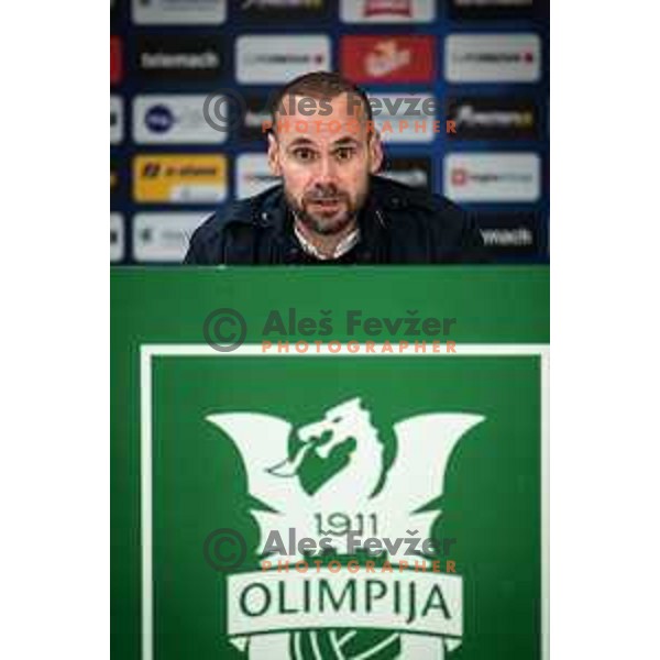 Dino Skender, head coach of Olimpija Ljubljana at the press conference after Prva liga Telemach football match between Olimpija and Mura in Stozice, Ljubljana, Slovenia on February 9, 2022. Photo: Jure Banfi/www.alesfevzer.com