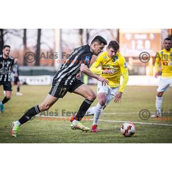 Mirlind Daku in action during Prva liga Telemach football match between NS Mura and Bravo in Fazanerija, Murska Sobota, Slovenia on February 13, 2022. Photo: Jure Banfi/www.alesfevzer.com