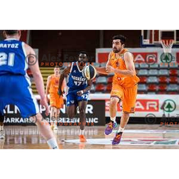 Venkatesha Jois in action during Spar Cup semi-finals basketball match between Helios Suns and Rogaska in Kodeljevo, Ljubljana, Slovenia on February 17, 2022. Photo: Jure Banfi/www.alesfevzer.com
