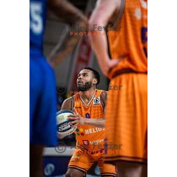 Carlbe Lee Ervin in action during Spar Cup semi-finals basketball match between Helios Suns and Rogaska in Kodeljevo, Ljubljana, Slovenia on February 17, 2022. Photo: Jure Banfi/www.alesfevzer.com