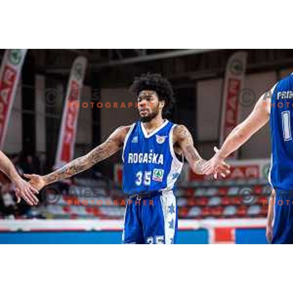 Terry Lee Armstrong in action during Spar Cup semi-finals basketball match between Helios Suns and Rogaska in Kodeljevo, Ljubljana, Slovenia on February 17, 2022. Photo: Jure Banfi/www.alesfevzer.com