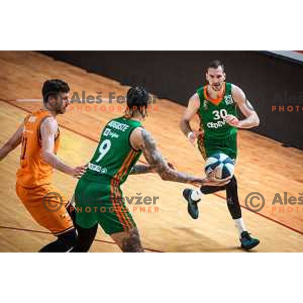 Zoran Dragic in action during Spar Cup finals basketball match between Cedevita Olimpija and Helios Suns in Kodeljevo, Ljubljana, Slovenia on February 18, 2022. Photo: Jure Banfi/www.alesfevzer.com