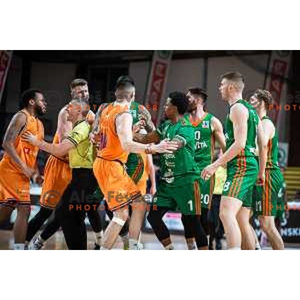 Fight between Carlbe Lee Ervin and Leon Santelj vs Kevin Duane Ferrell during Spar Cup finals basketball match between Cedevita Olimpija and Helios Suns in Kodeljevo, Ljubljana, Slovenia on February 18, 2022. Photo: Jure Banfi/www.alesfevzer.com
