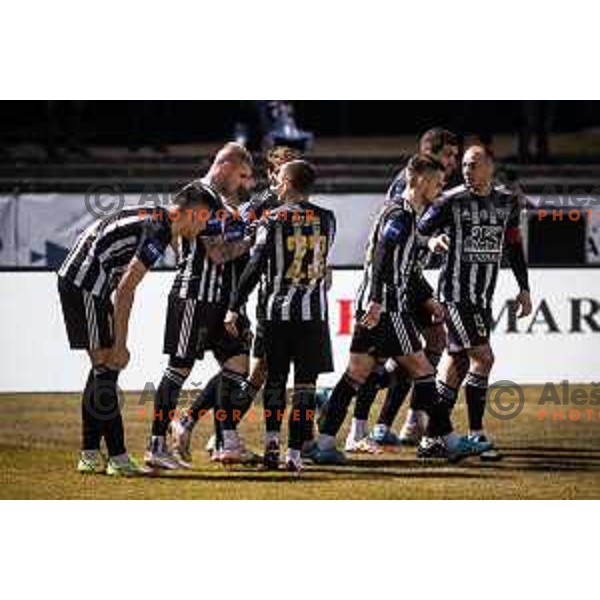 Luka Bobicanec, Tomi Horvat and other players of NS Mura celebrating during Prva liga Telemach football match between Aluminij and Mura in Sportni park Kidricevo, Slovenia, on February 19, 2022. Photo: Jure Banfi/www.alesfevzer.com