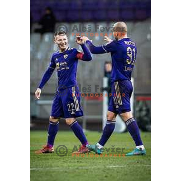 Martin Milec and Ognjen Mudrinski celebrating during Prva liga Telemach football match between Maribor and Tabor Sezana in Ljudski vrt, Maribor, Slovenia on February 26, 2022. Photo: Jure Banfi/www.alesfevzer.com