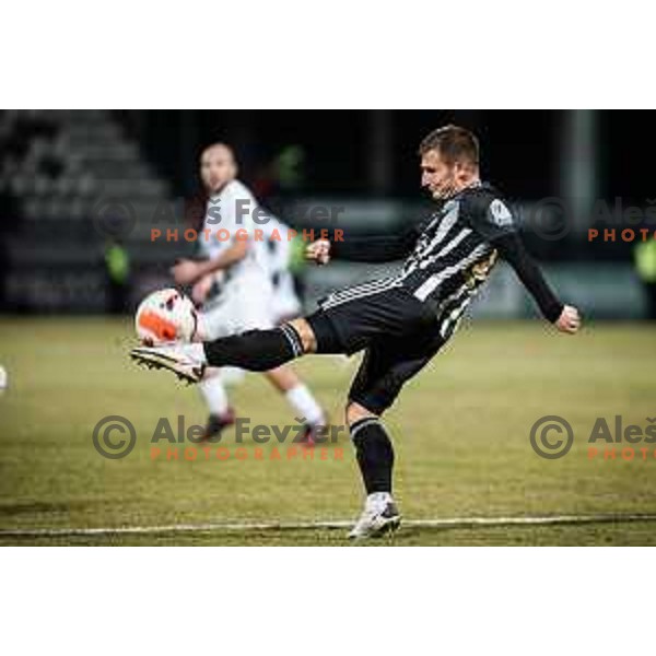 Klemen Sturm in action during Prva liga Telemach football match between NS Mura and Olimpija in Fazanerija, Murska Sobota, Slovenia on March 10, 2022. Photo: Jure Banfi/www.alesfevzer.com