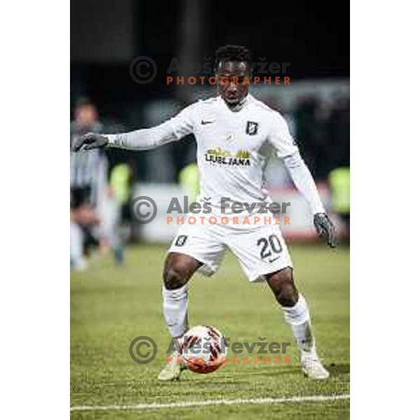 Eric Boakye in action during Prva liga Telemach football match between NS Mura and Olimpija in Fazanerija, Murska Sobota, Slovenia on March 10, 2022. Photo: Jure Banfi/www.alesfevzer.com