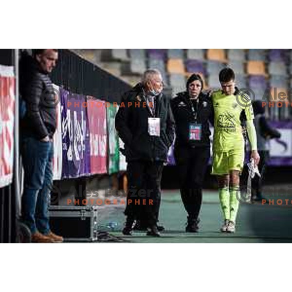 Injured Marin Ljubic during Prva liga Telemach football match between Maribor and NS Mura in Ljudski vrt, Maribor, Slovenia on March 13, 2022. Photo: Jure Banfi/www.alesfevzer.com