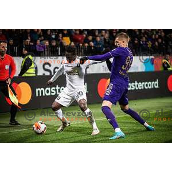 Eric Boakye vs Nino Zugelj in action during Prva liga Telemach football match between Maribor and Olimpija in Ljudski vrt, Maribor, Slovenia on April 9, 2022. Photo: Jure Banfi/www.alesfevzer.com