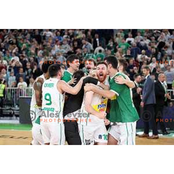 Orunalp Bitim and players of Bursaspor celebrate victory in quarter-final of 7days EuroCup basketball match between Cedevita Olimpija and Frutti Extra Bursaspor in Stozice Arena, Ljubljana, Slovenia on April 27, 2022