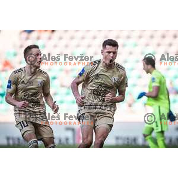 Tomi Horvat and Mirlind Daku celebrating during Prva liga Telemach football match between Olimpija and Mura in Stožice, Ljubljana, Slovenia on May 15, 2022. Photo: Jure Banfi/www.alesfevzer.com