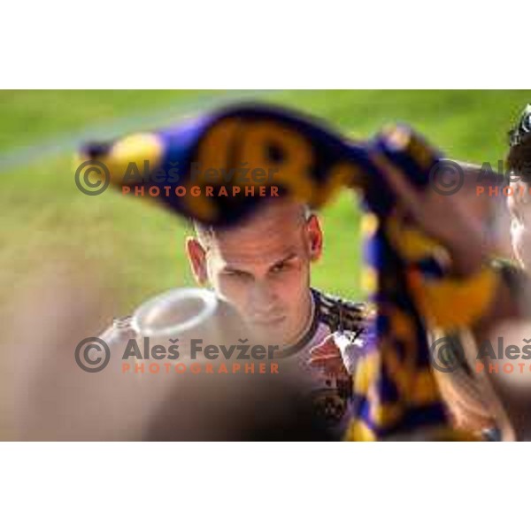 Ognjen Mudrinski and Viole celebrating during Prva liga Telemach football match between Mura and Maribor in Fazanerija, Murska Sobota, Slovenia on May 22, 2022. Photo: Jure Banfi/www.alesfevzer.com
