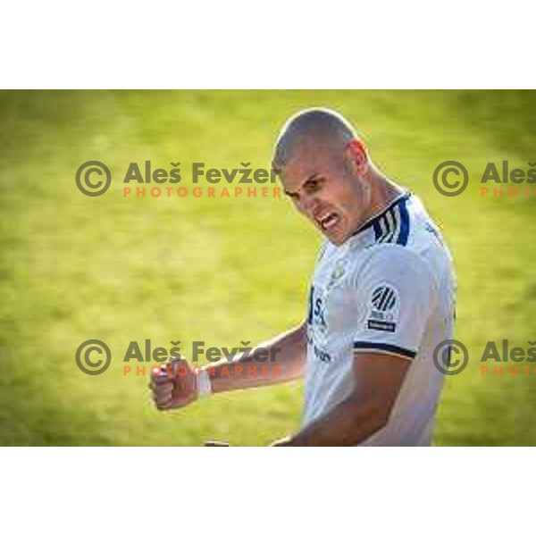 Ognjen Mudrinski celebrating during Prva liga Telemach football match between Mura and Maribor in Fazanerija, Murska Sobota, Slovenia on May 22, 2022. Photo: Jure Banfi/www.alesfevzer.com
